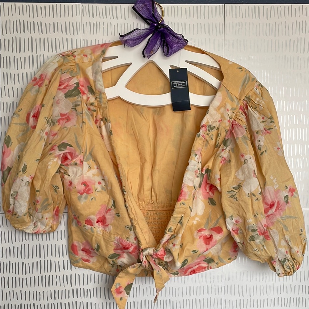 Abercrombie & Fitch Yellow Puff Sleeve Tie Front Blouse